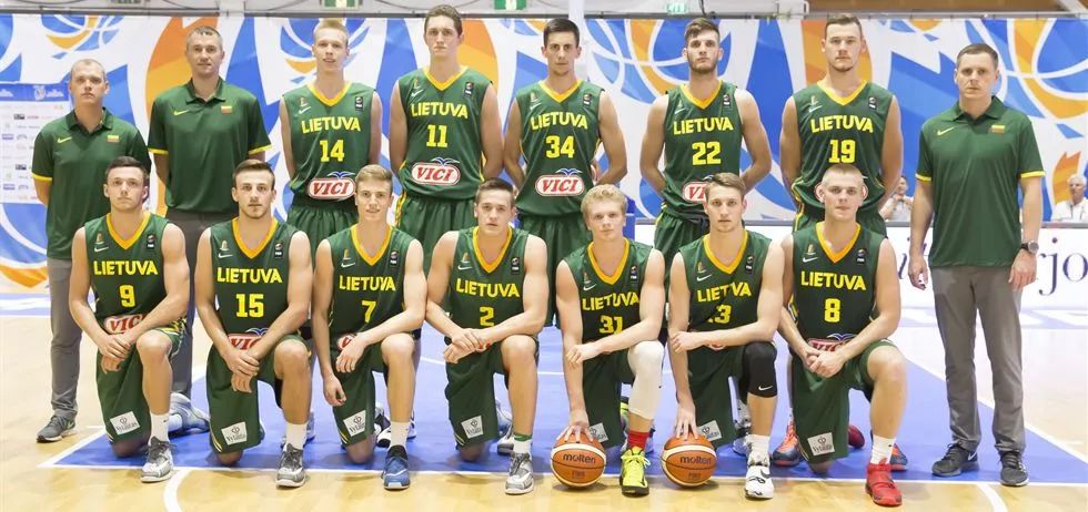 海港在亚冠已跨赛季10场不胜，上次赢球是整整一年前（海港亚冠已连续10场未胜，距上次赢球整整一年）