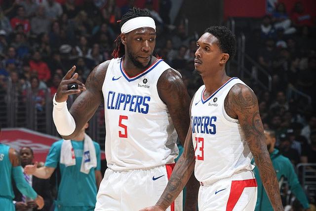 官方：毕尔巴鄂竞技前锋桑纳迪接受了右膝半月板手术（官宣：毕尔巴鄂竞技前锋桑纳迪完成右膝半月板手术）