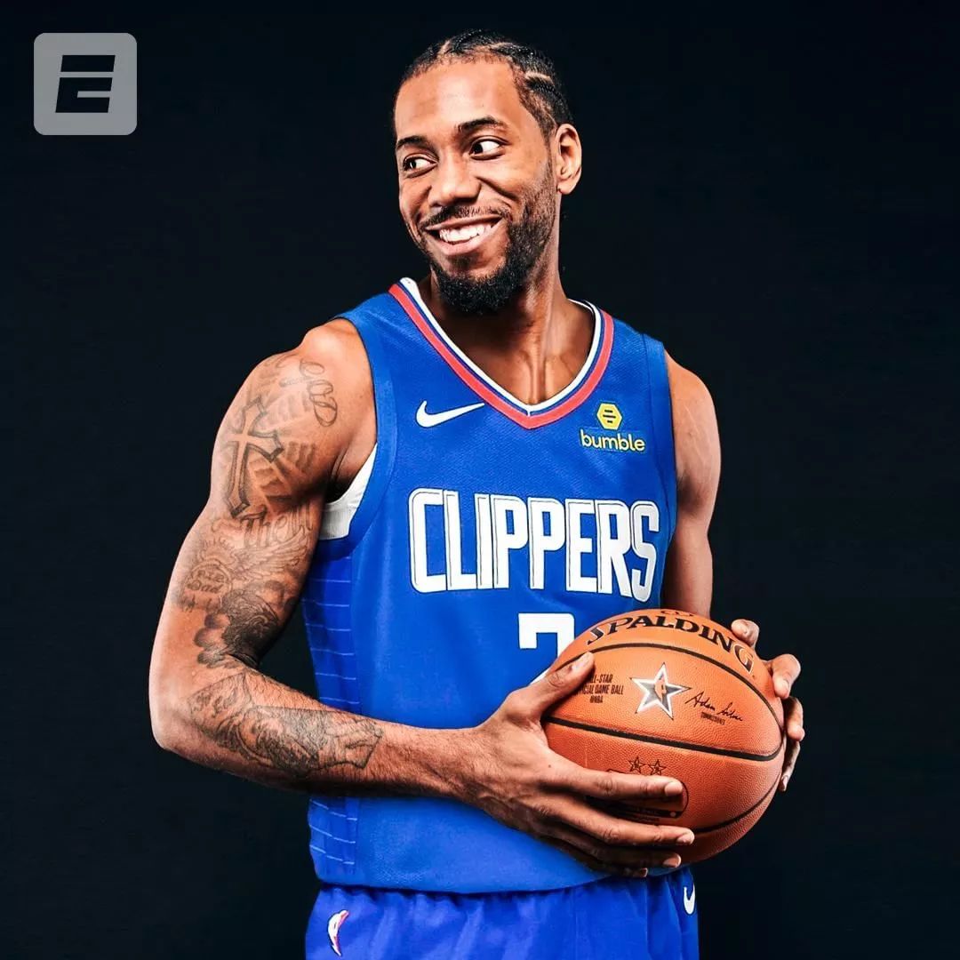 海港亚冠出线形势：剩余2轮落后晋级区6分，下轮不胜将被淘汰（海港亚冠出线告急：仅剩两轮仍落后6分，下轮不胜即遭淘汰）