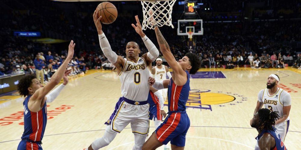 随着莱比锡爆大冷门1-3落败，德甲最新积分榜出炉：拜仁领先8分（德甲积分榜出炉：莱比锡1-3爆冷告负，拜仁领跑8分）